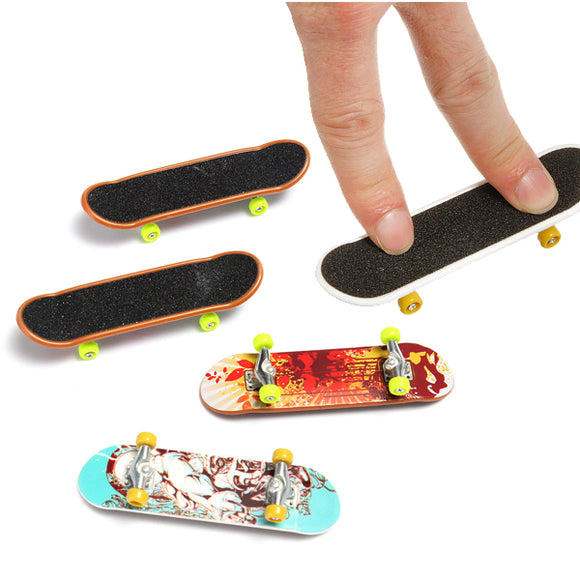 5pcs Pack Finger Board Deck Truck Skateboard Boy Child Toy