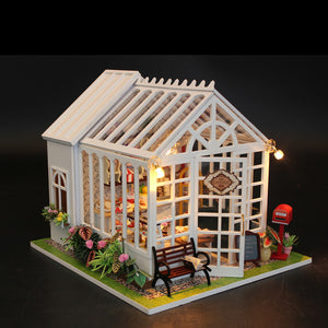 Hoomeda M028 Cake Shop House DIY Dollhouse With Music Light Cover Miniature Model Gift Collection