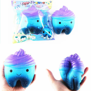 Sanqi Elan 11.8cm Star Cute Teeth Cake Soft Squishy Super Slow Rising Original Packing Kid Toy