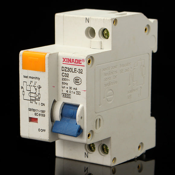 Miniature Circuit Breaker AC230V 50Hz 2P 32A Rated Current 30mA