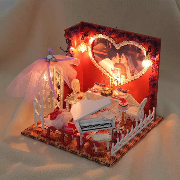 Hoomeda D029 Love Melody DIY House With Cover Light Dollhouse Miniature