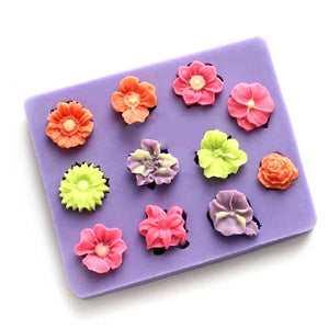 3D Flower Cake Mold Silicone 11 Holes Fondant Mould