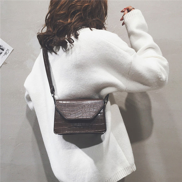 Women Leisure Crocodile Pattern Messenger Bag Leather Crossbody Bag