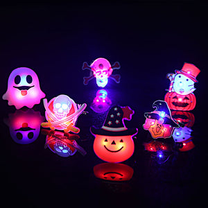 2Pcs Kids Halloween LED Brooch Halloween Kids Party Supplies LED Flashing Light Brooch