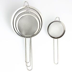 Stainless Steel Kitchen Handheld Flour Powder Sifter Sieve Mesh Baking Icing Sugar Shaker Tool